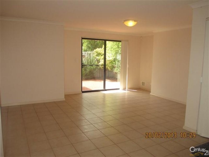 7/14 Alora Drive, Port Kennedy WA 6172