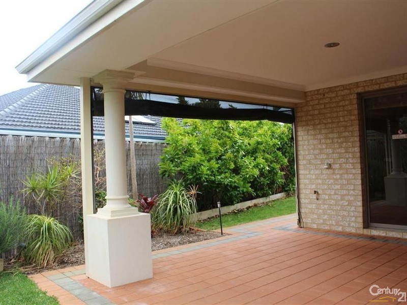 6 Oceanrunner Boulevard, Shoalwater WA 6169