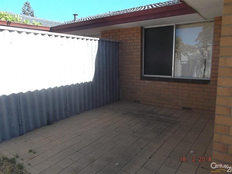 65A Saw Avenue, Rockingham WA 6168