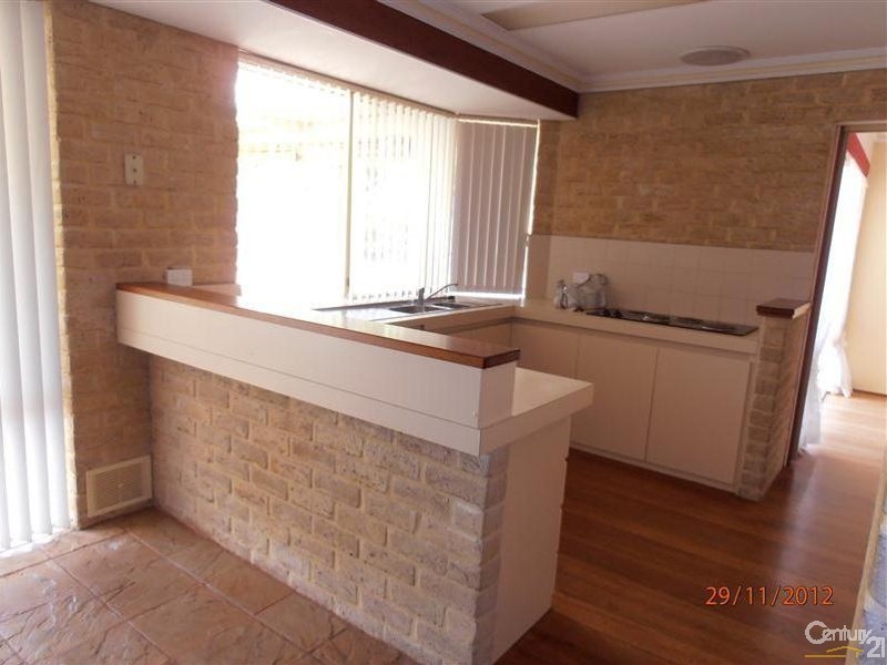 25 Shelton Street, Waikiki WA 6169