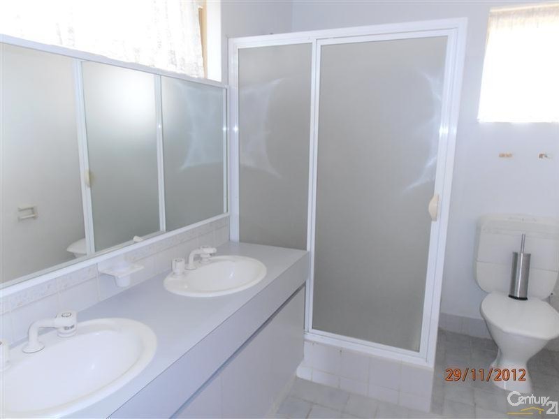 25 Shelton Street, Waikiki WA 6169