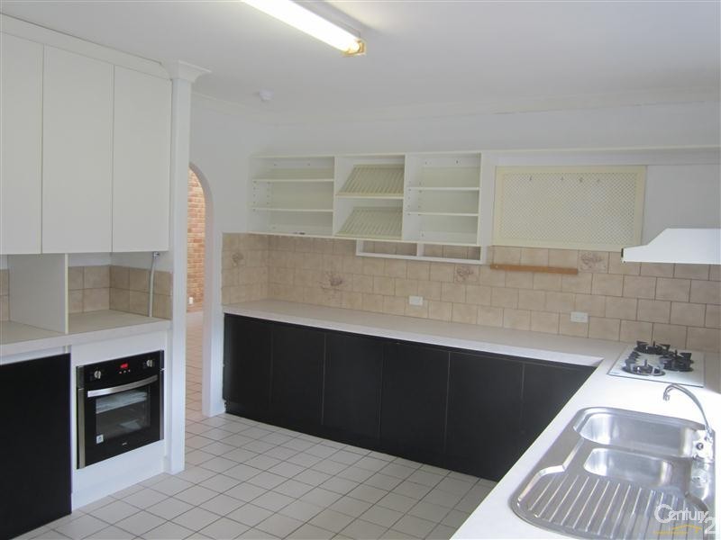 11 Costa Brava Place, Safety Bay WA 6169