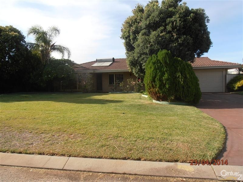 9 Diamantina Way, Rockingham WA 6168