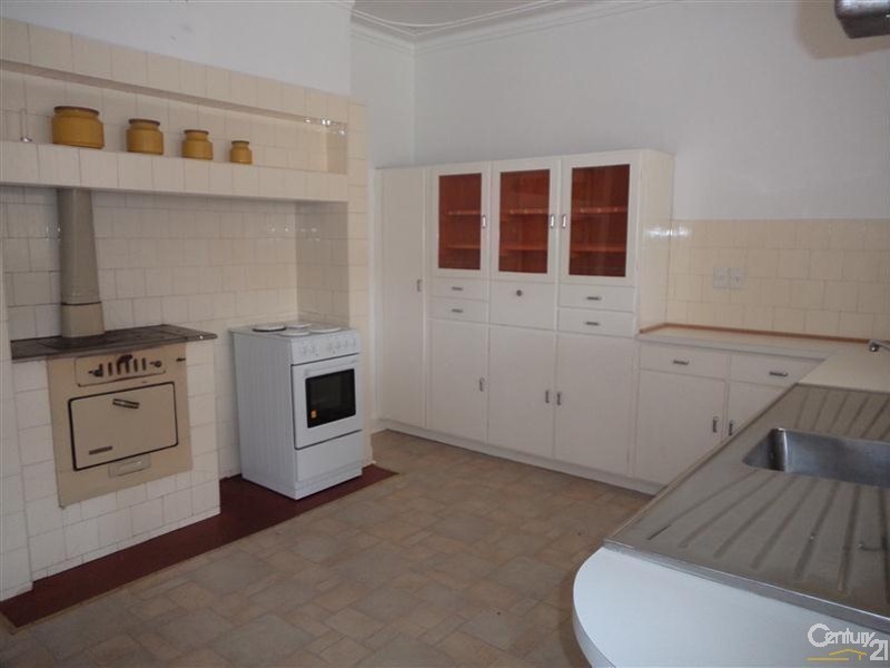 102 Harrison Street, Rockingham WA 6168