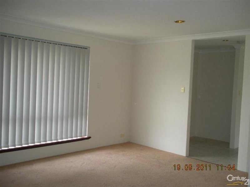 13 Mataitai Loop, Cooloongup WA 6168