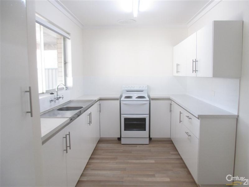 16 Jecks Street, Rockingham WA 6168