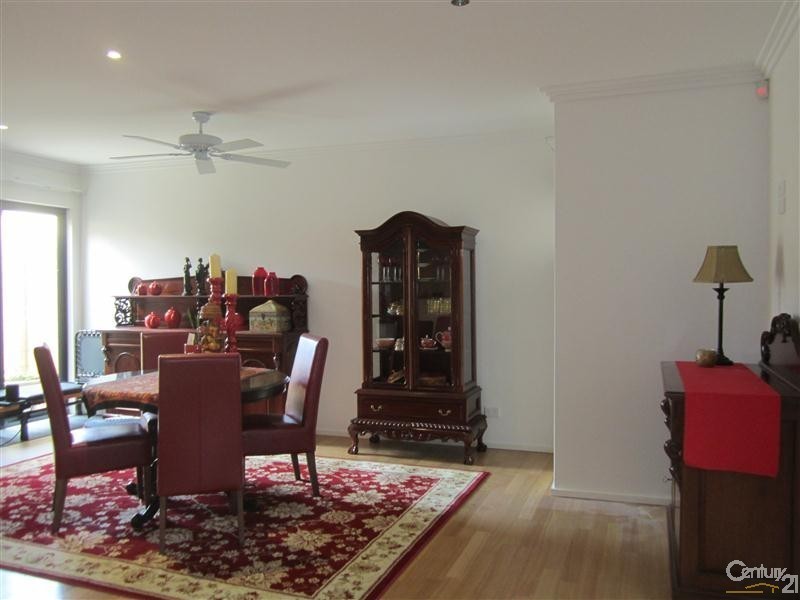 13/20 Lake Street, Rockingham WA 6168