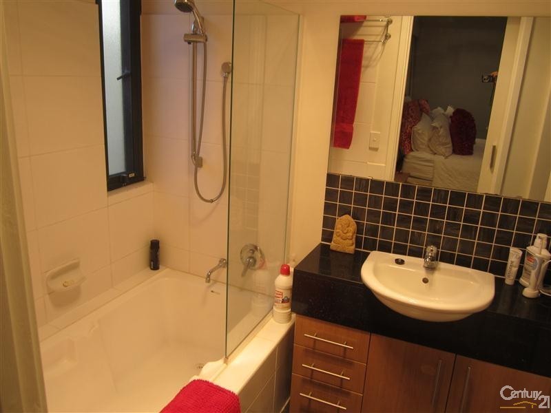 13/20 Lake Street, Rockingham WA 6168