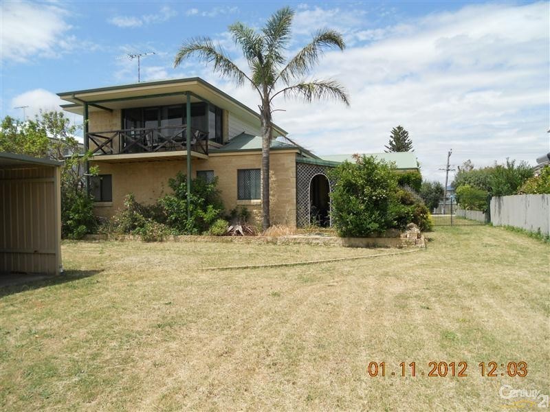 192 Kent Street, Rockingham WA 6168