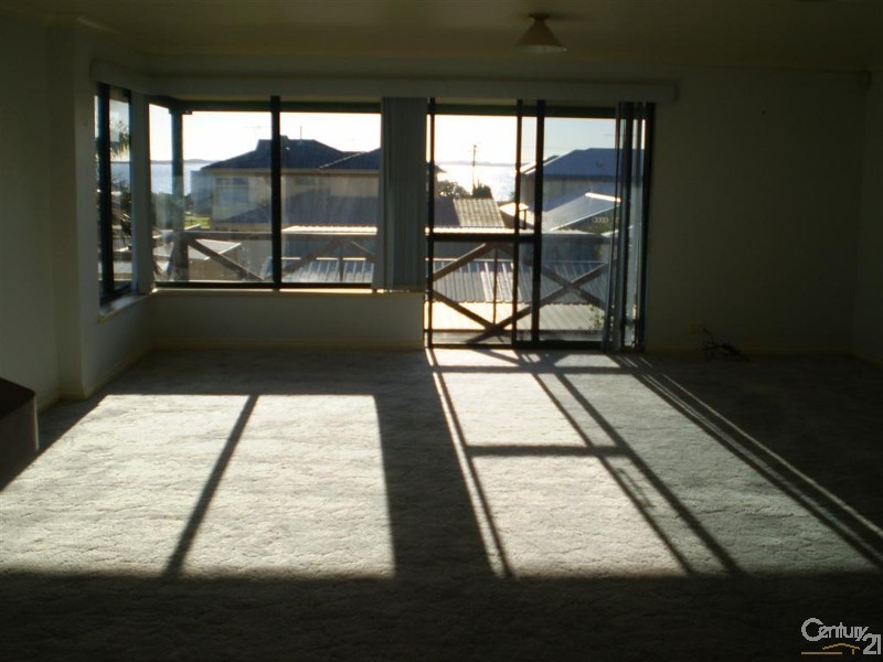 192 Kent Street, Rockingham WA 6168