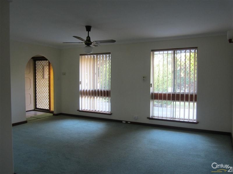 161 Safety Bay Road, Shoalwater WA 6169