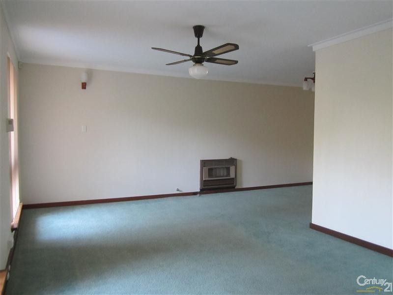 161 Safety Bay Road, Shoalwater WA 6169