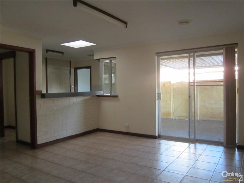 161 Safety Bay Road, Shoalwater WA 6169