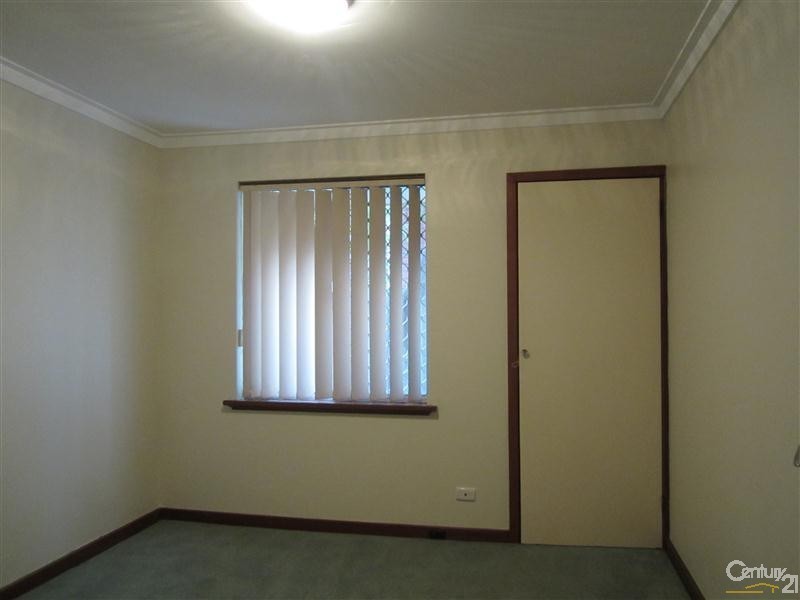 161 Safety Bay Road, Shoalwater WA 6169