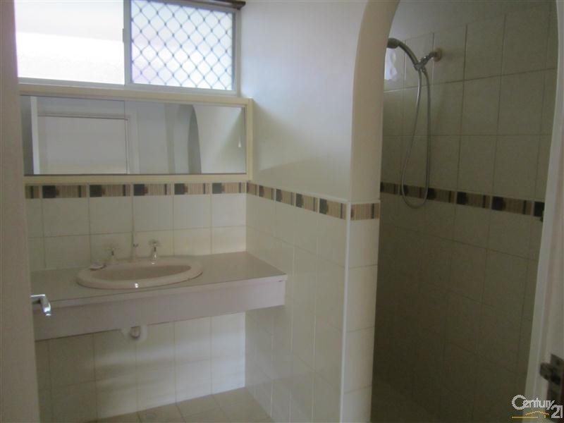 161 Safety Bay Road, Shoalwater WA 6169