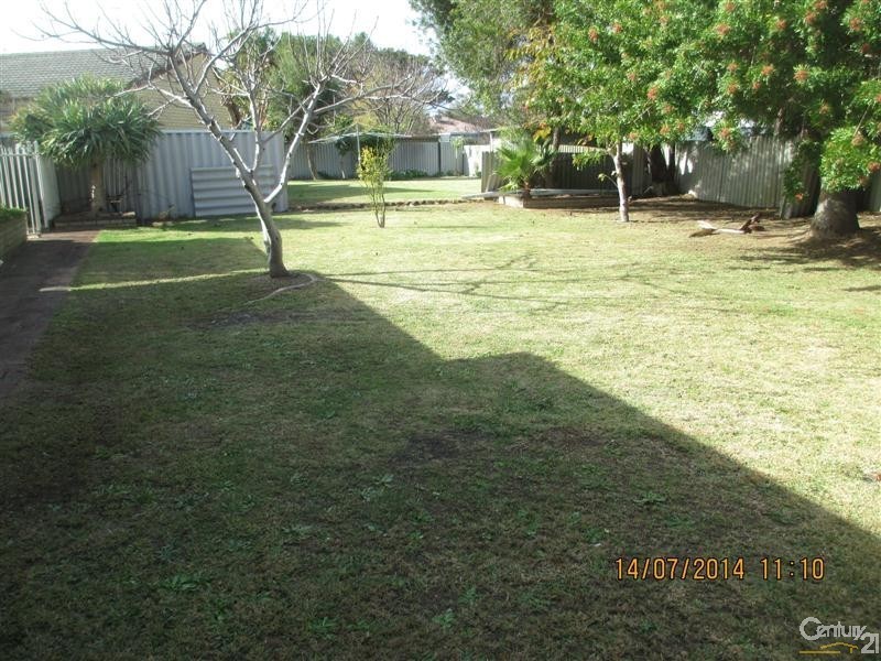 56 Hercules Street, Rockingham WA 6168