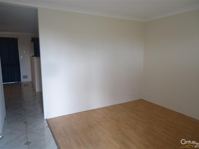 4 Burleigh Drive, Waikiki WA 6169