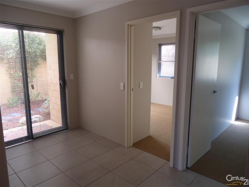 3/1 Sloan Street, Rockingham WA 6168