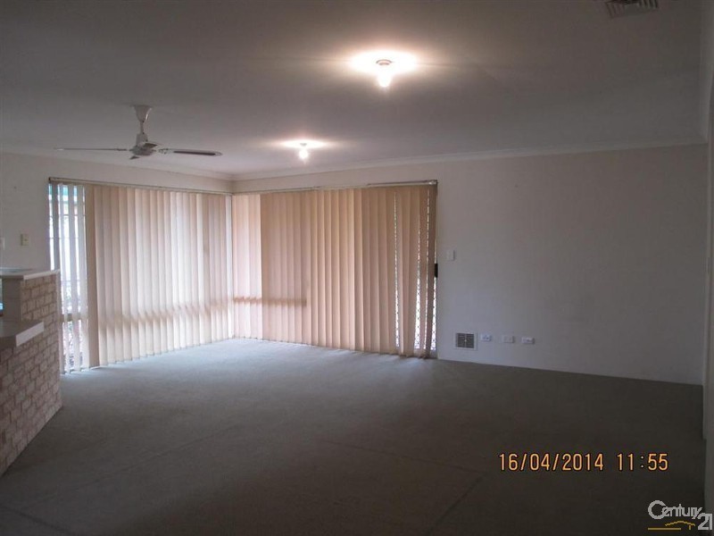 10 Narbonne Gardens, Port Kennedy WA 6172