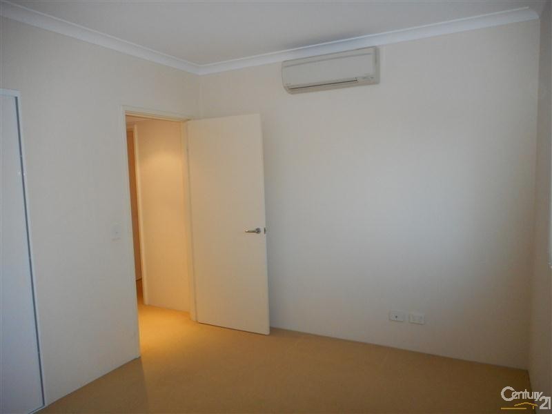 84/18-24  Kent Street, Rockingham WA 6168