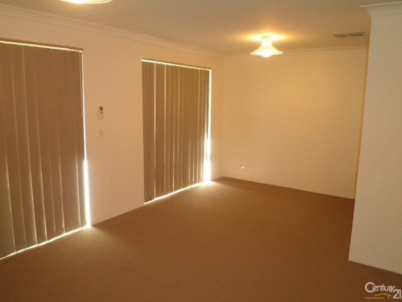 6/9 Merope Close, Rockingham WA 6168