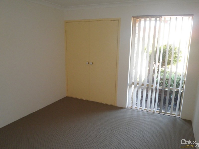 6/9 Merope Close, Rockingham WA 6168