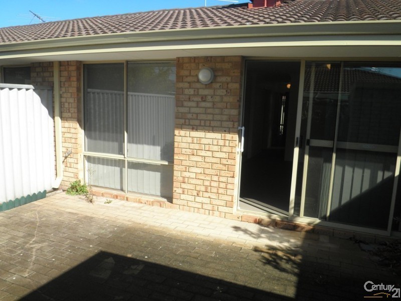 6/9 Merope Close, Rockingham WA 6168