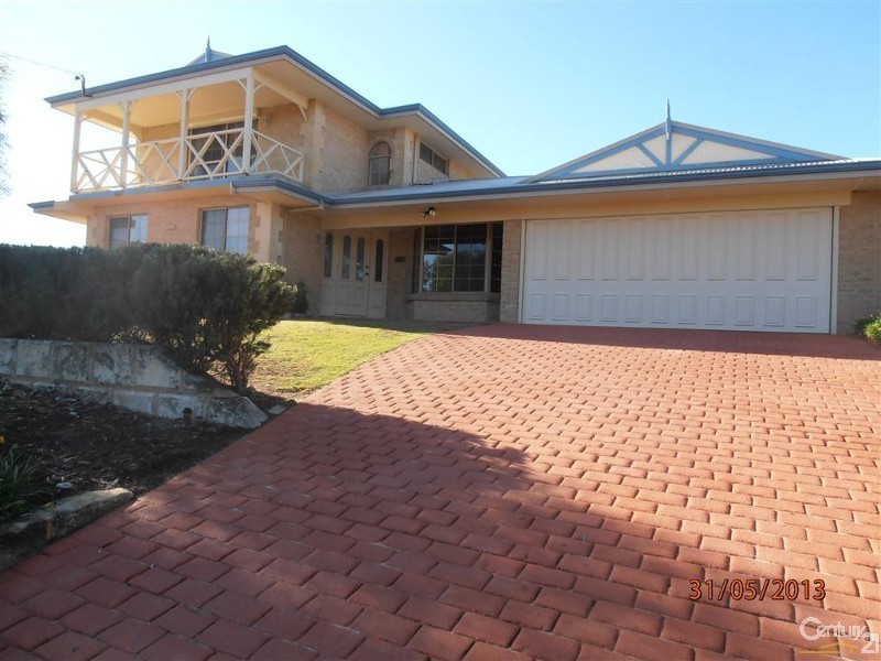 25 Shelton Street, Waikiki WA 6169