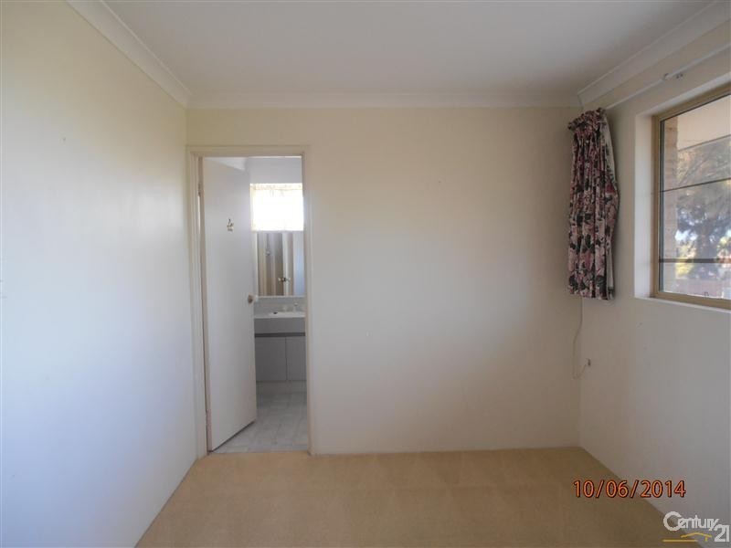 25 Shelton Street, Waikiki WA 6169