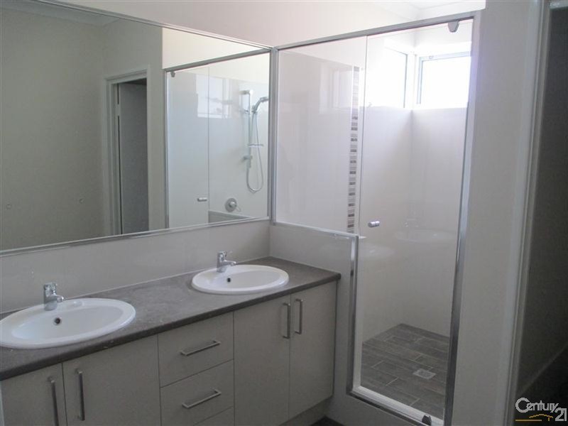 50A Saw Avenue, Rockingham WA 6168