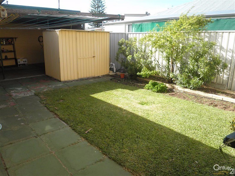 9A Bay View Street, Rockingham WA 6168