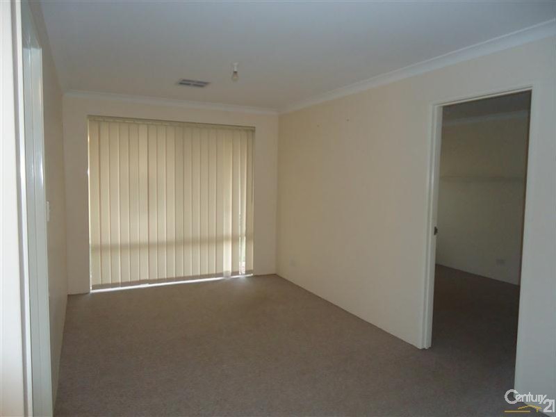 109 Baningan Avenue, Success WA 6164