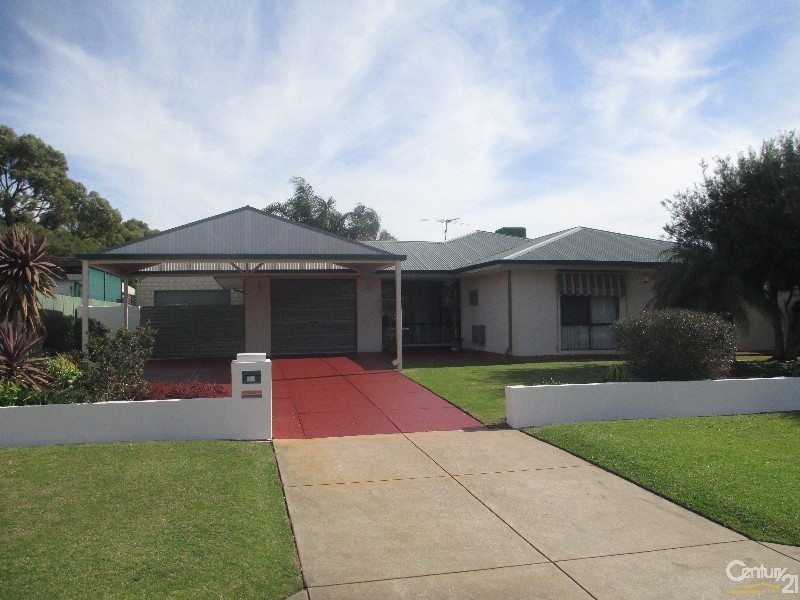 16 Jamaican Road, Safety Bay WA 6169