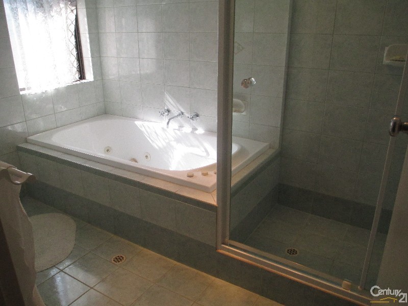 16 Jamaican Road, Safety Bay WA 6169