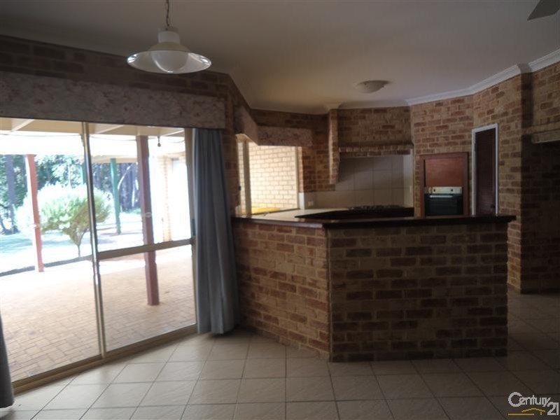 218 Wandoo Drive, Baldivis WA 6171