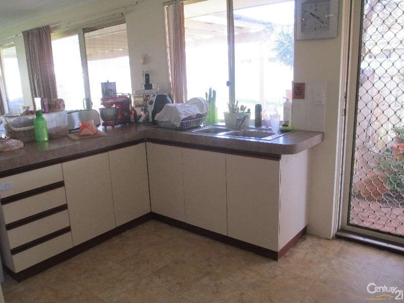 20 St Ettienne Gardens, Port Kennedy WA 6172