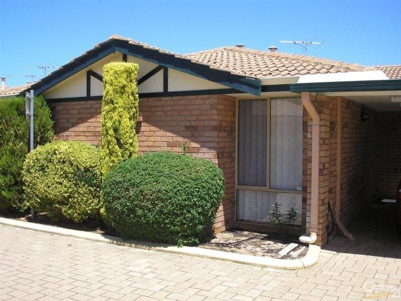 6/14 Hefron Street, Rockingham WA 6168