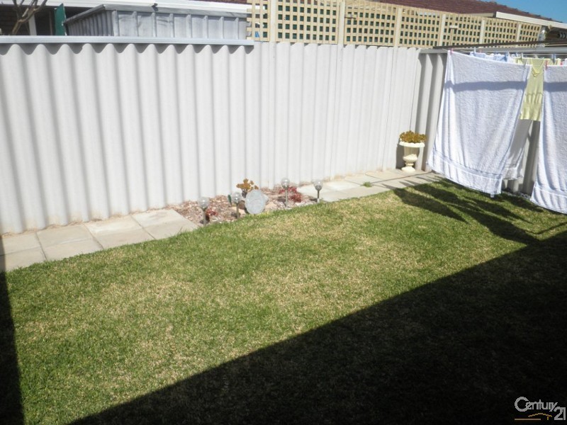 6/14 Hefron Street, Rockingham WA 6168