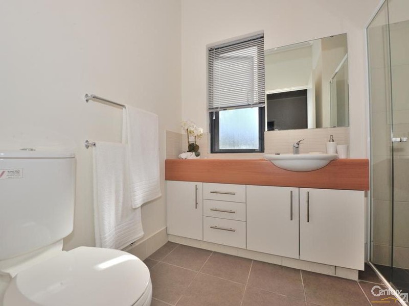 19/20 Lake Street, Rockingham WA 6168