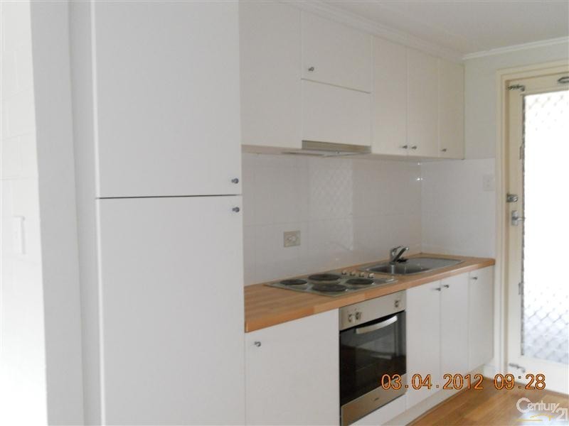 2/27 Harrison Street, Rockingham WA 6168