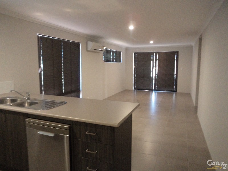 8 Whipbird Street, Baldivis WA 6171