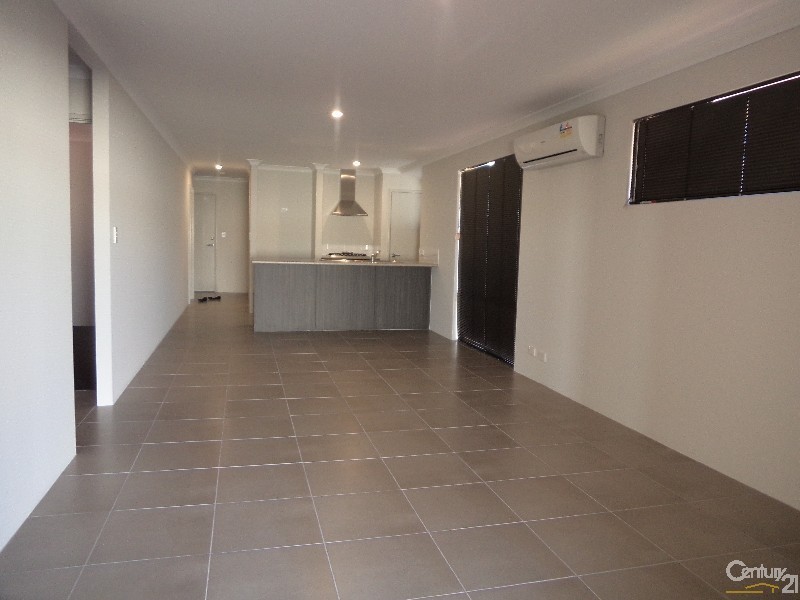 8 Whipbird Street, Baldivis WA 6171