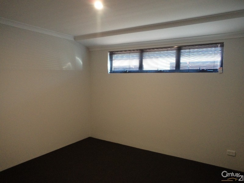 8 Whipbird Street, Baldivis WA 6171