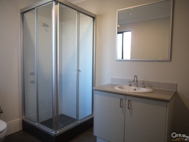 8 Whipbird Street, Baldivis WA 6171