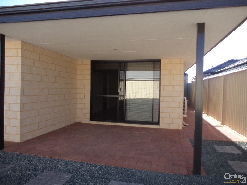 8 Whipbird Street, Baldivis WA 6171