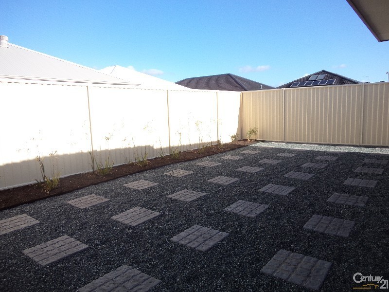 8 Whipbird Street, Baldivis WA 6171