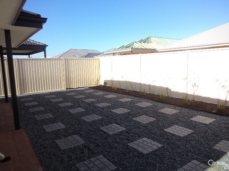 8 Whipbird Street, Baldivis WA 6171