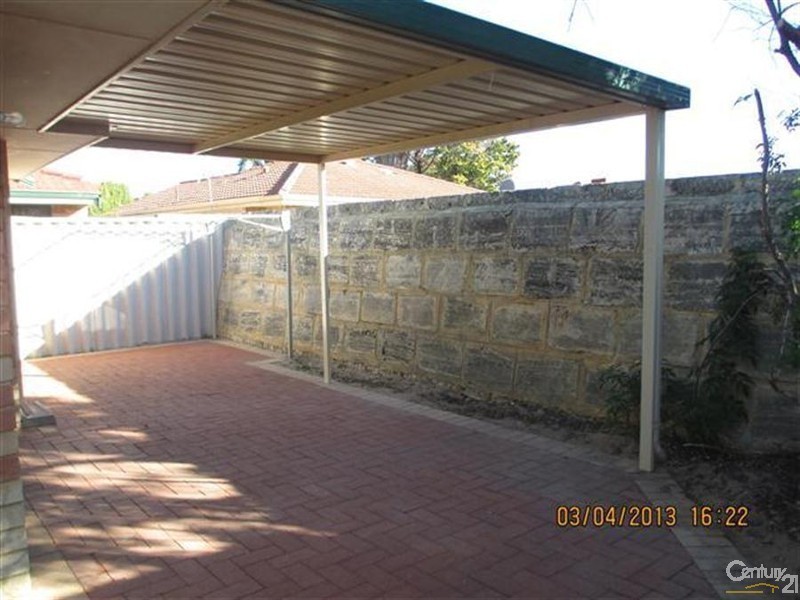 4/10 Nabberu Loop, Cooloongup WA 6168