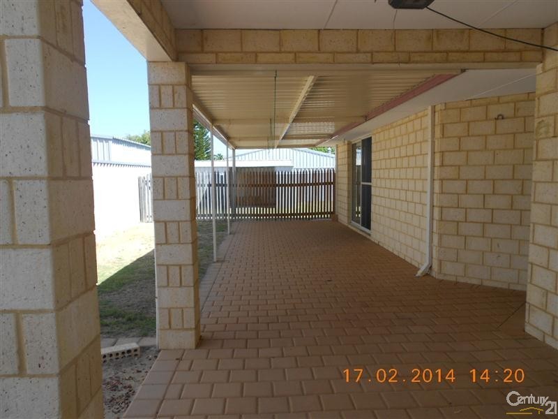 9 Rueval Court, Port Kennedy WA 6172