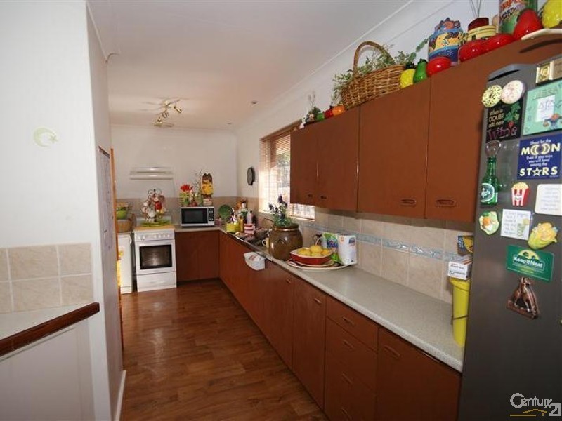 8 Barnes Way, Mandurah WA 6210